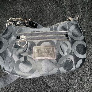 Black COACH purse - POPPY